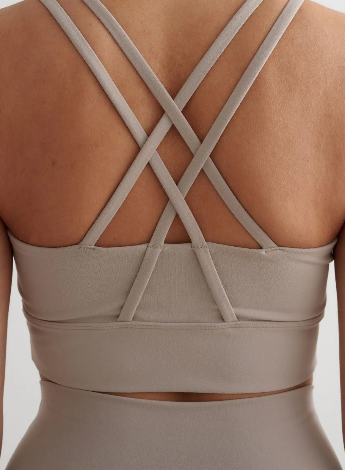 Dark Clay Sense Sports Bra Non-Restrictive Fit Seamless Feel