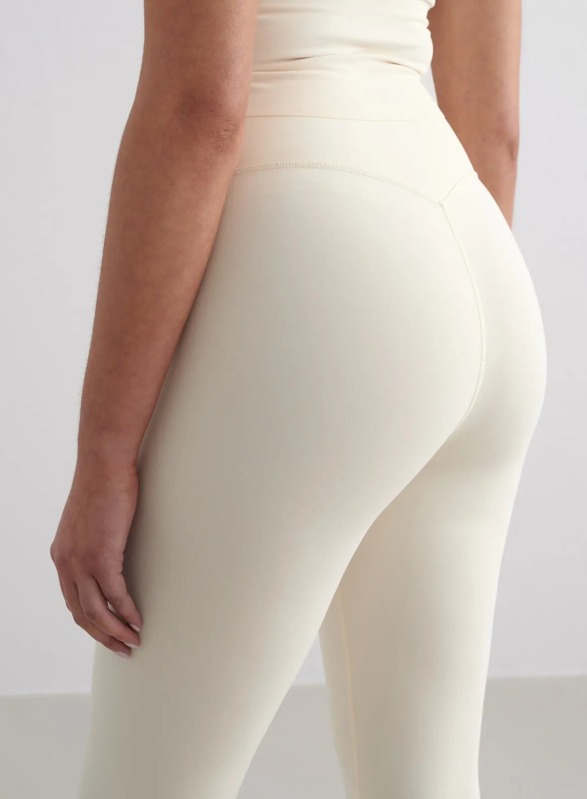 Stay Flexible Fit Almond White Sense Tights & Halter Bralette Set