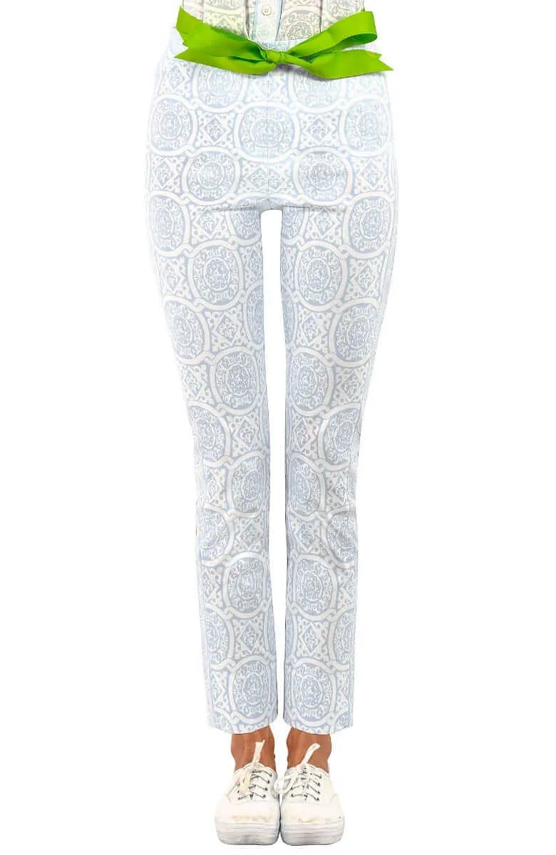 Gretchen Scott | GripeLess Pull On Pant | Women's | White/Periwinkle Sultan's Dining Room Athletic Footwear