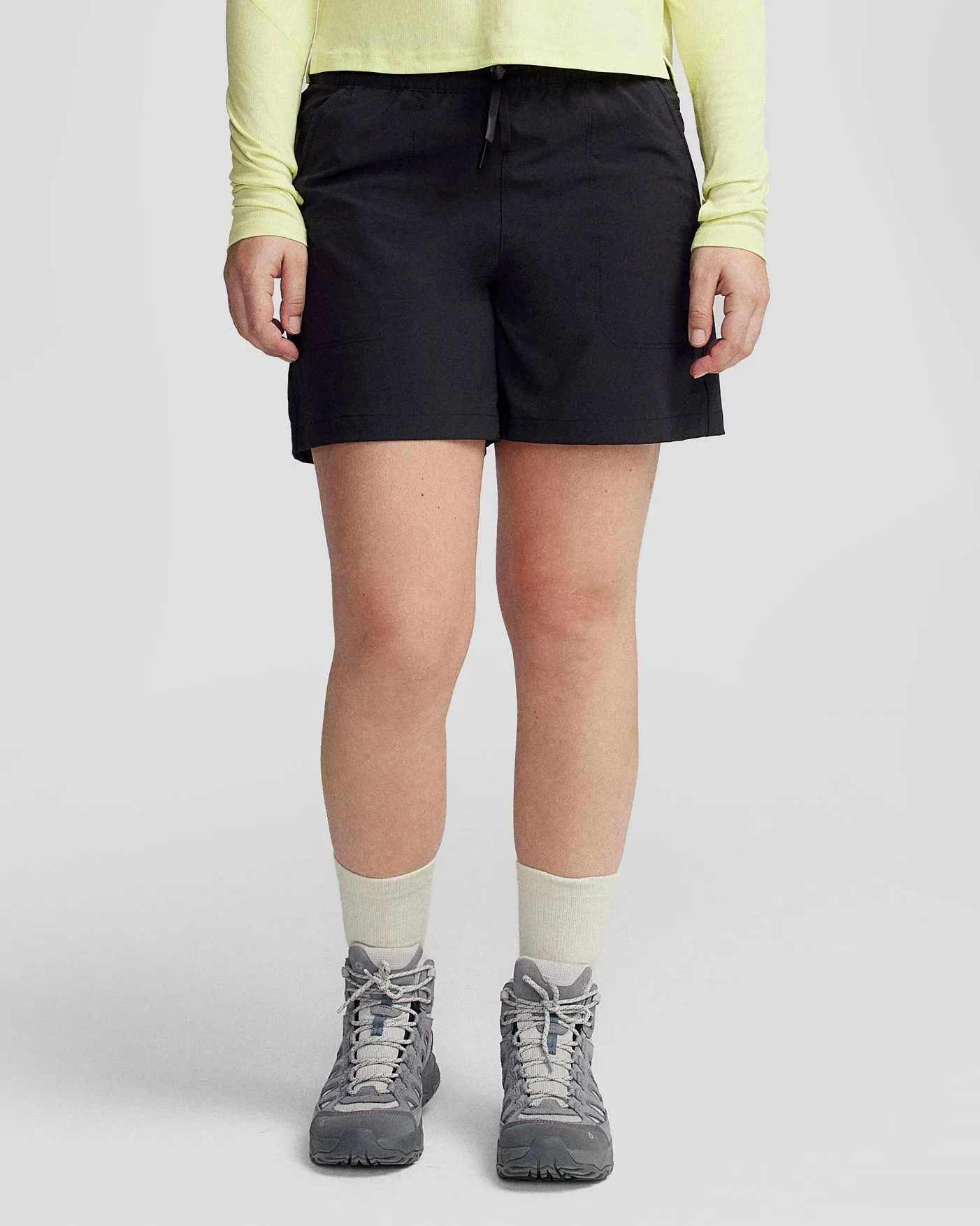 Seasonal Style Women??s Trailhead 4?? Shorts - Black Stingray