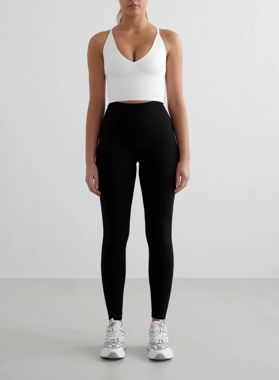 Soft Shell Fabric White Shape Seamless Cross Back Bralette