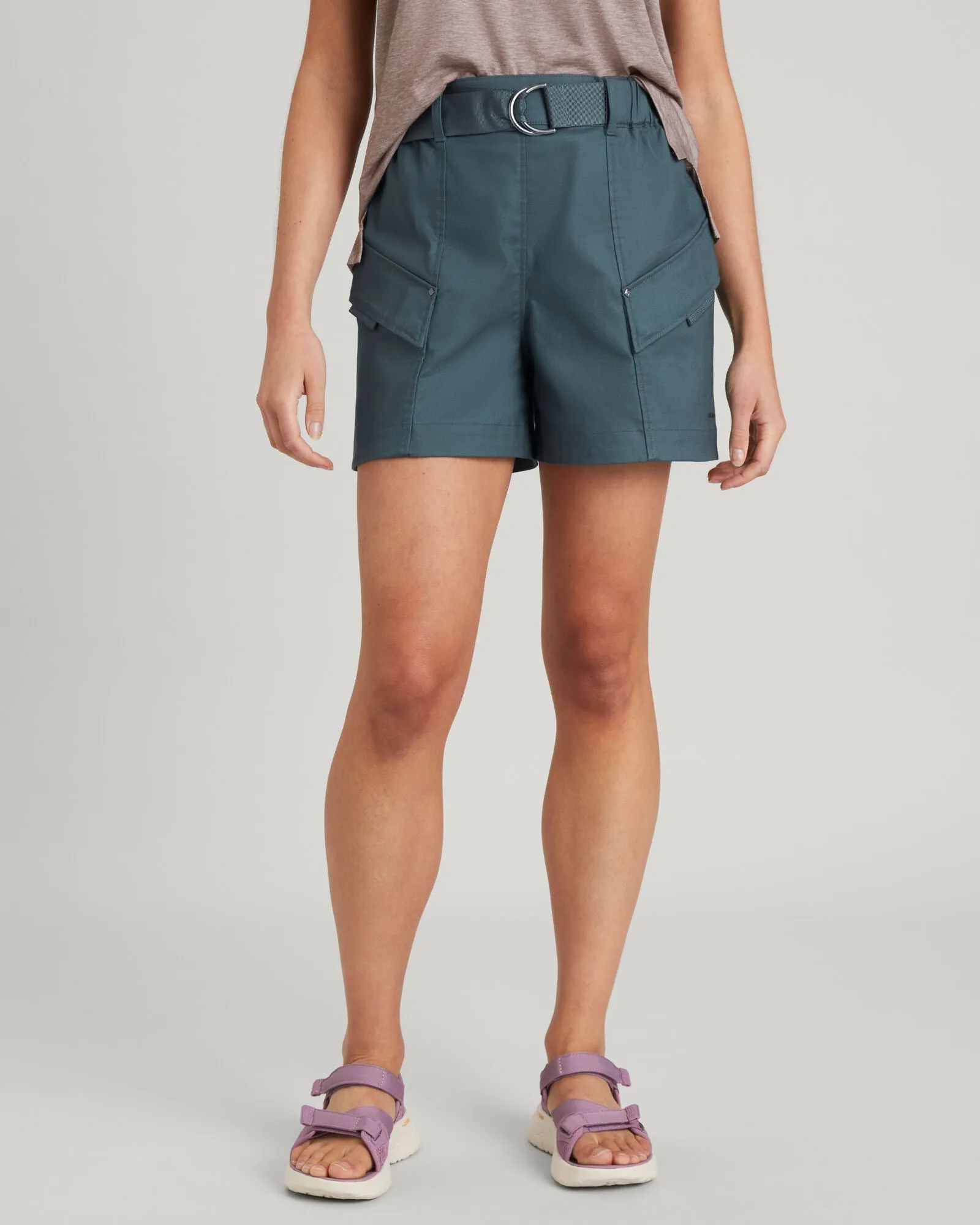Women's Vander LT Cargo Shorts - Light Night Modern Sneakers