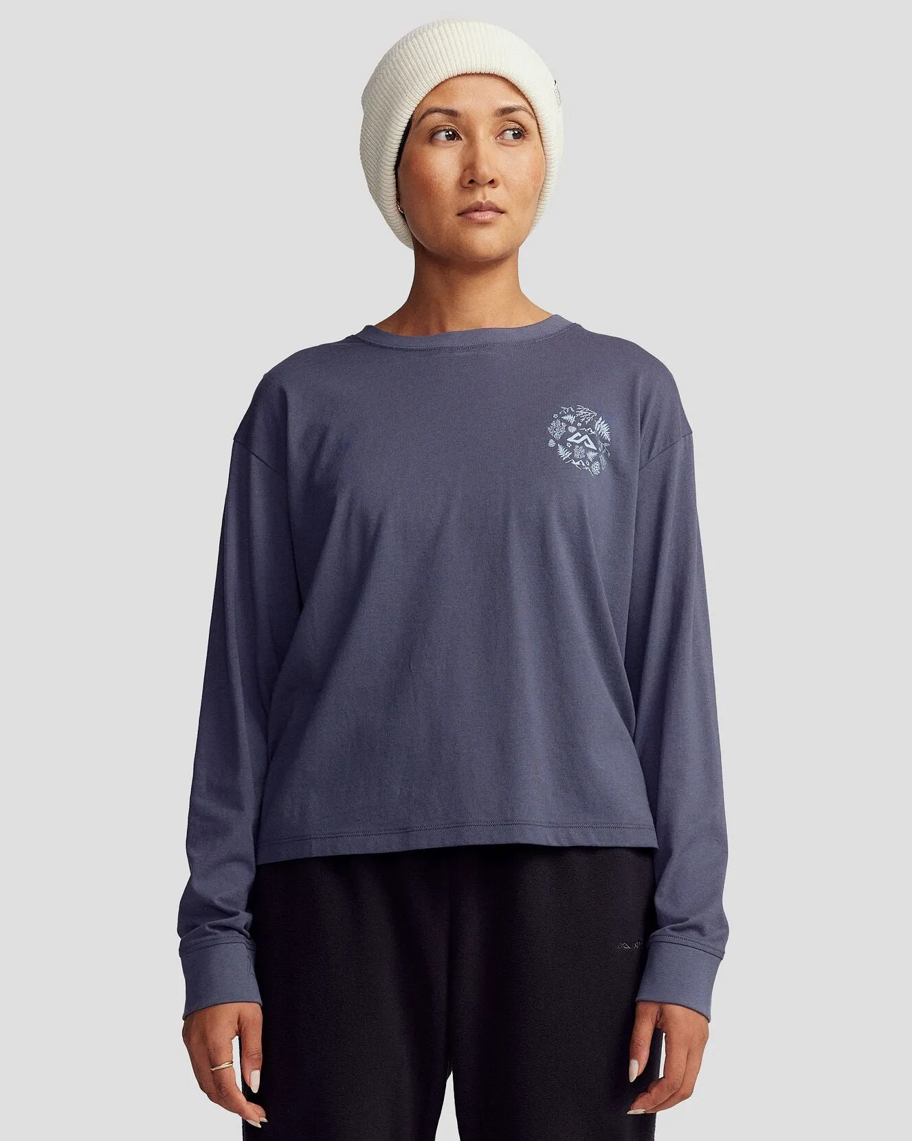 Sun Protection Essential Top Women's Nature Icons Organic Cotton Long Sleeve T-shirt - Mid Navy