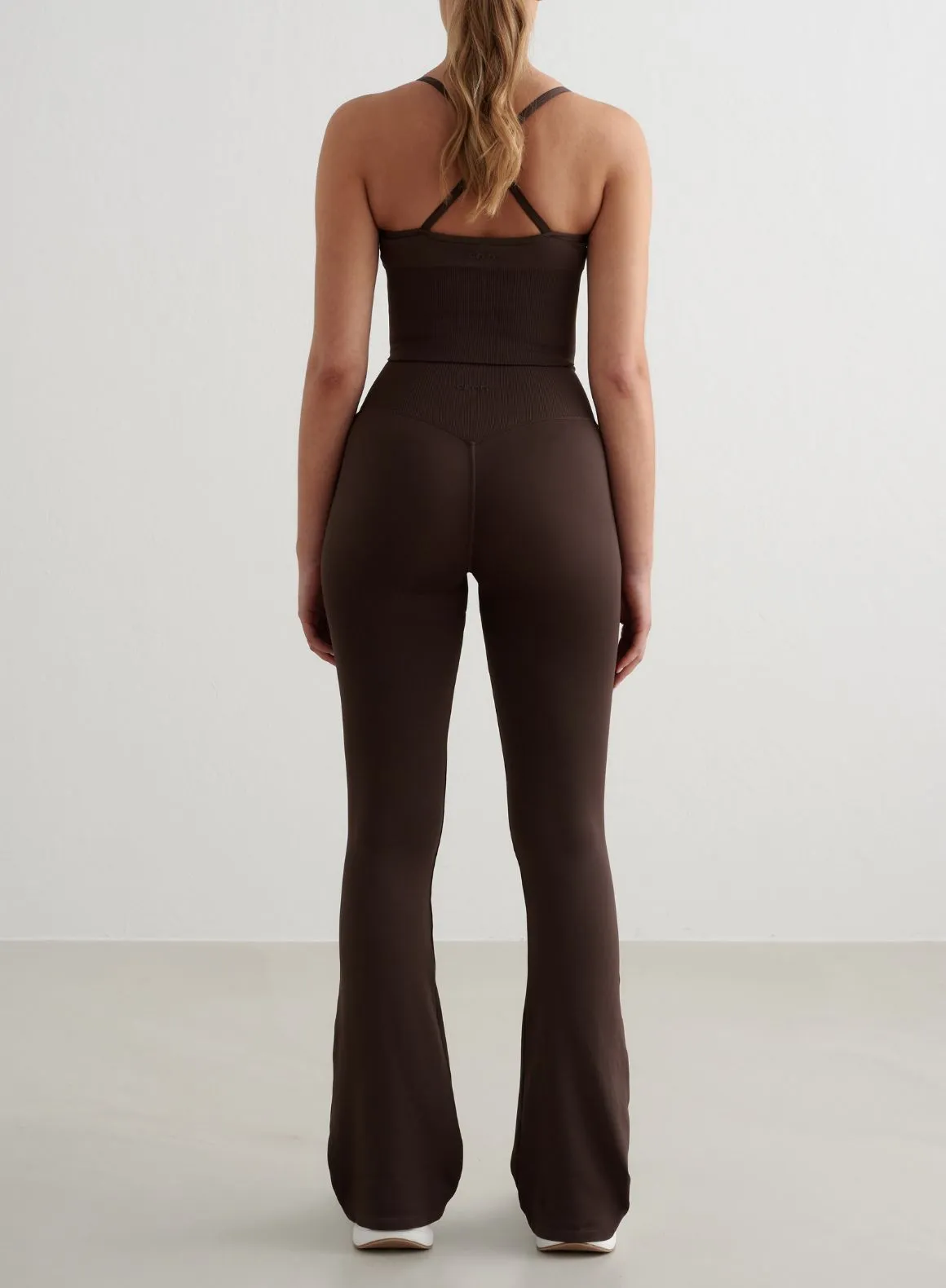 Offense - capable Chocolate Shape Seamless Flare Tights & Cross Back Bralette Set