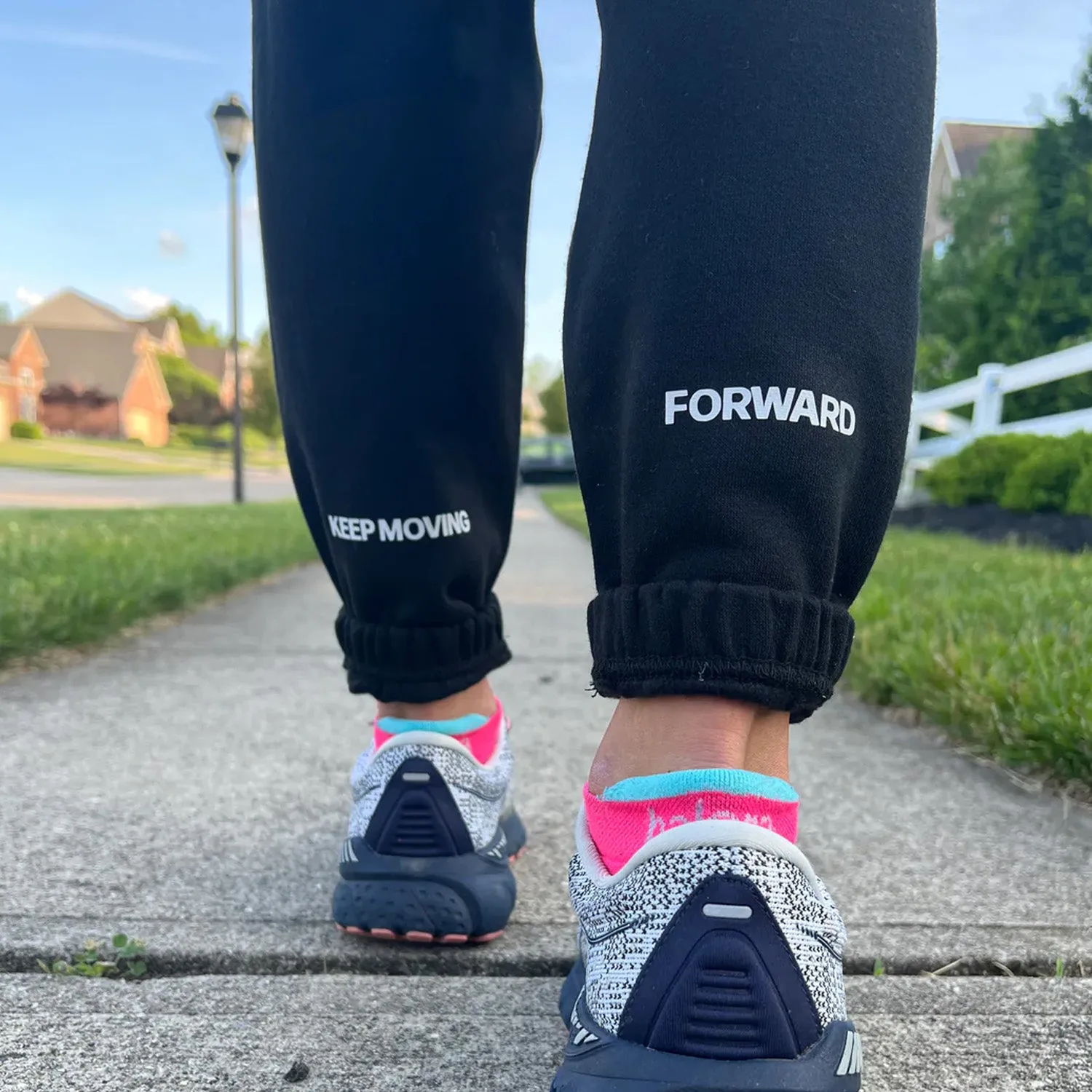 Keep Moving Forward Joggers Dream Core Balance Core