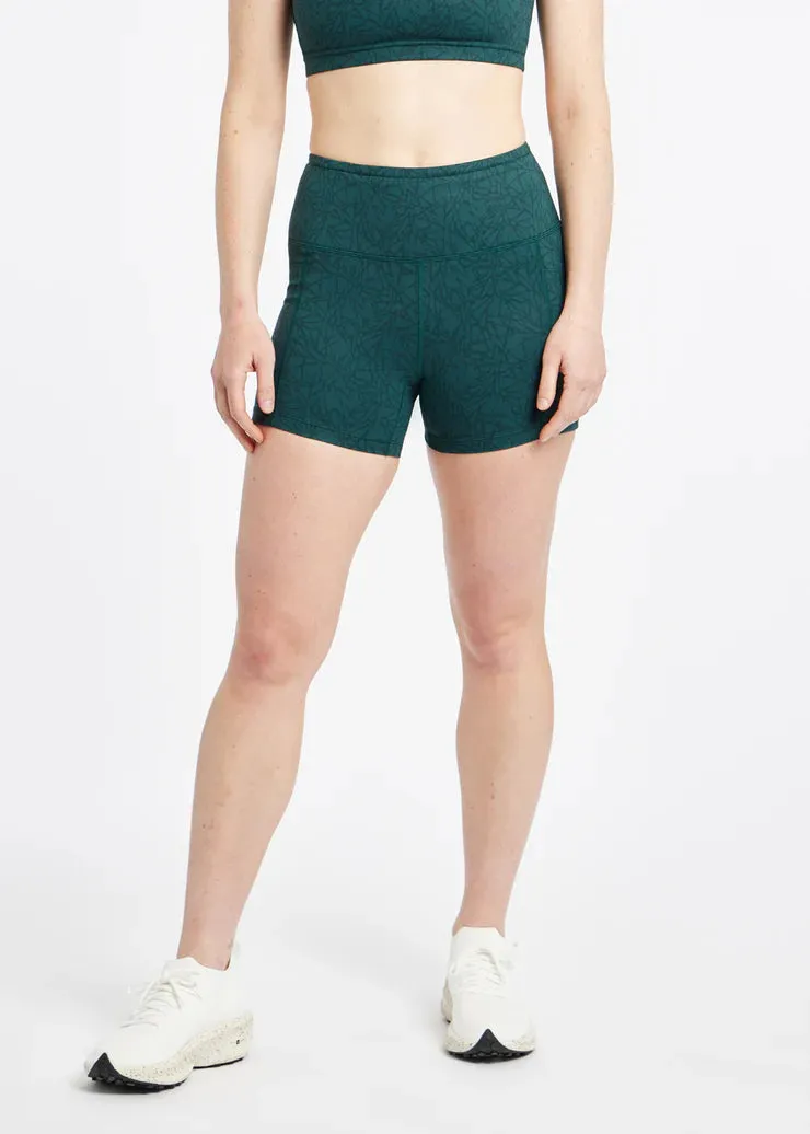 Travel Fit Airflow channels Oiselle | Pockito 4" Short | Women's | Juniper Monarch