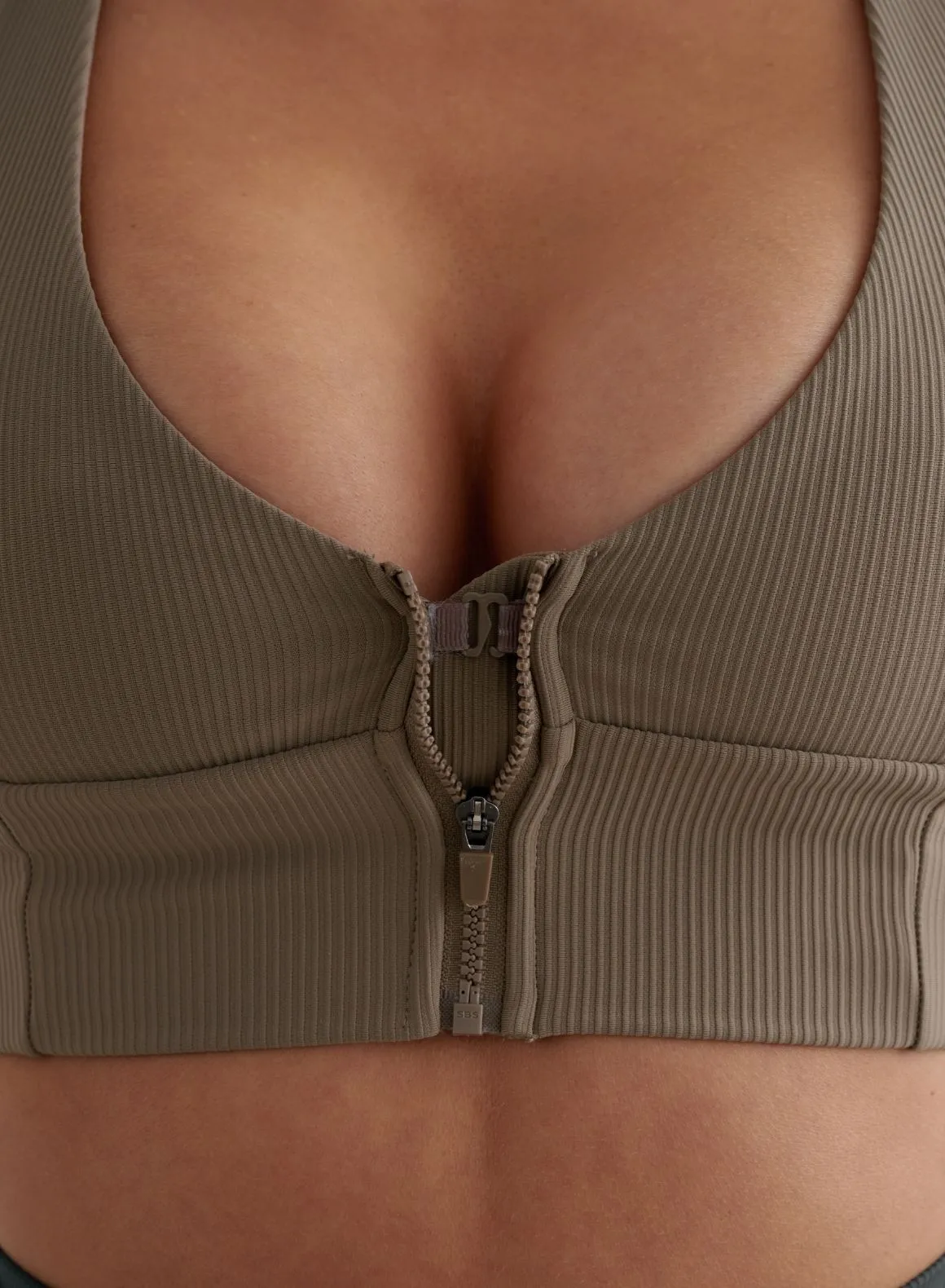 hikers Nougat Ribbed Performance Zipped Bra