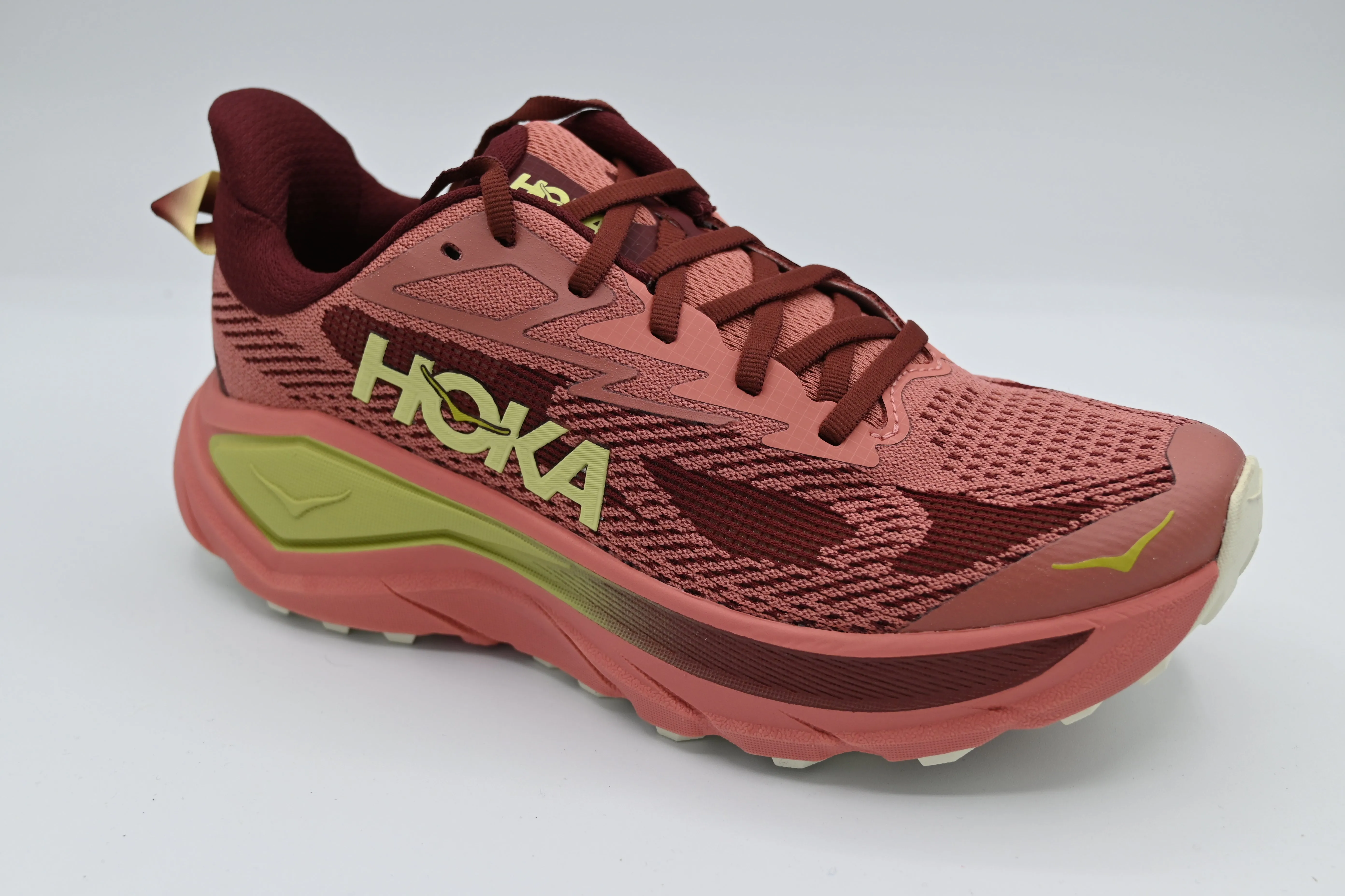 Hoka Challenger 8 Women Eva Midsole Grip Tread Pattern
