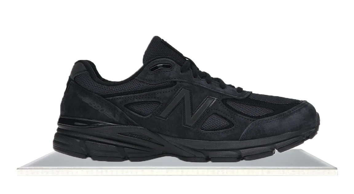 grass - field - runner Kinetic - powered New Balance 990v4 JJJJound Navy