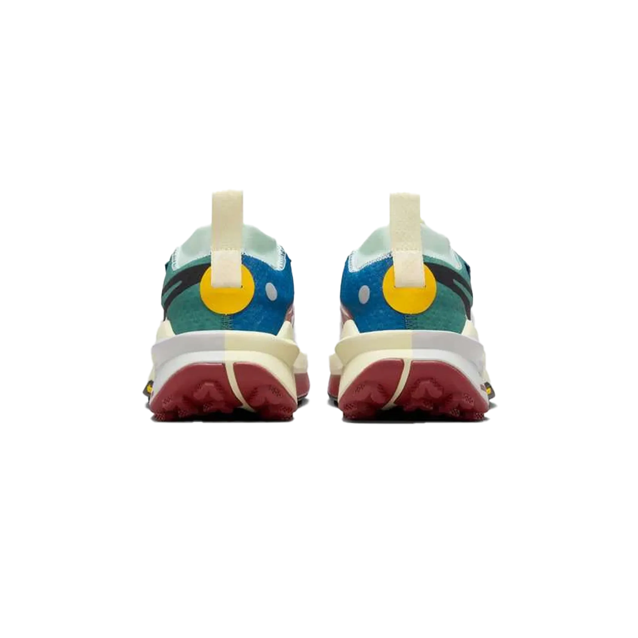 Women's Nike Zegama 2 night running trail shoes