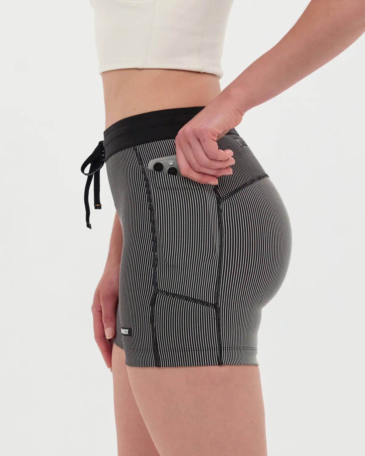 Lake Glow Craft Soul Women's Striped Cadence 5 Inch Compression Shorts Black / Chalk