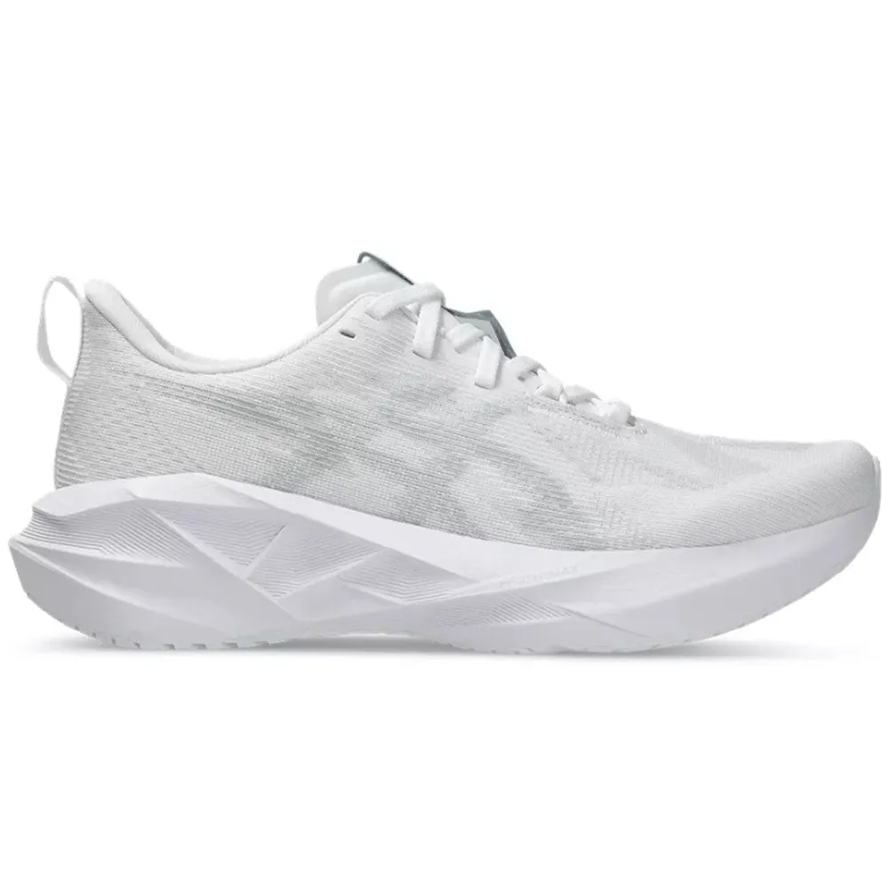 padded - collar shoes Women's ASICS Novablast 5