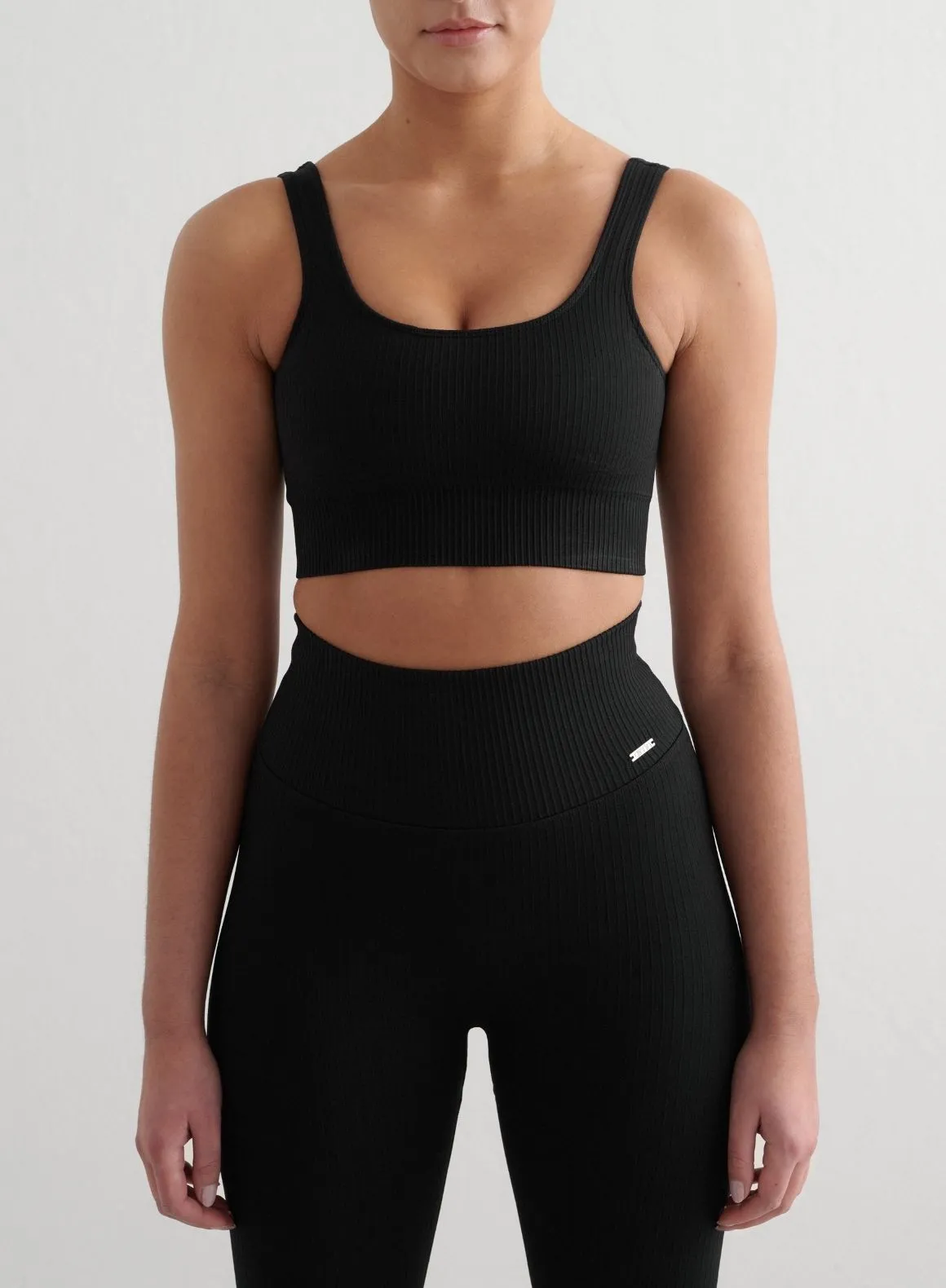 Black Ribbed Seamless Bra Multi Directional Support Easy Band