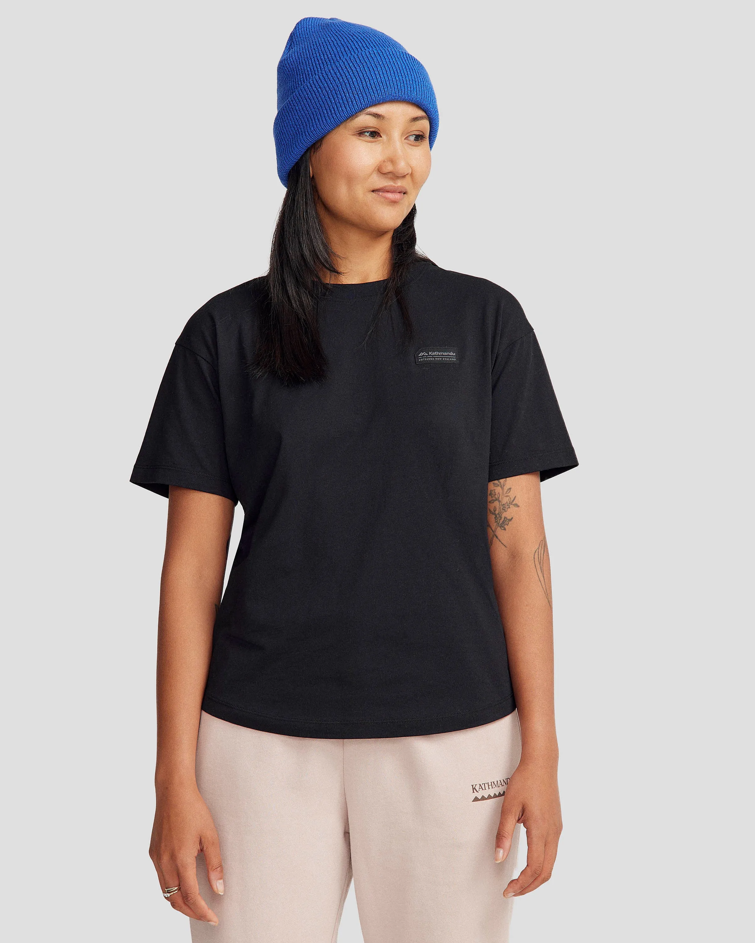 Seamless construction Women's Logo Organic Cotton T-shirt - Black Stingray