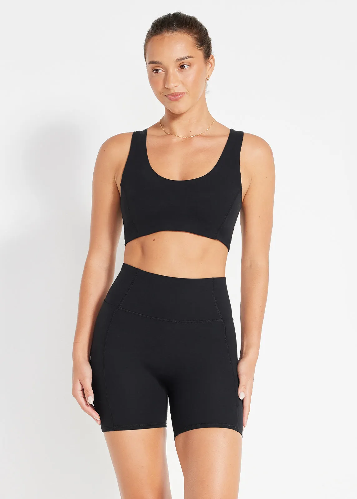 In Motion Side Pocket Short 14cm Secure Pocket Zippers