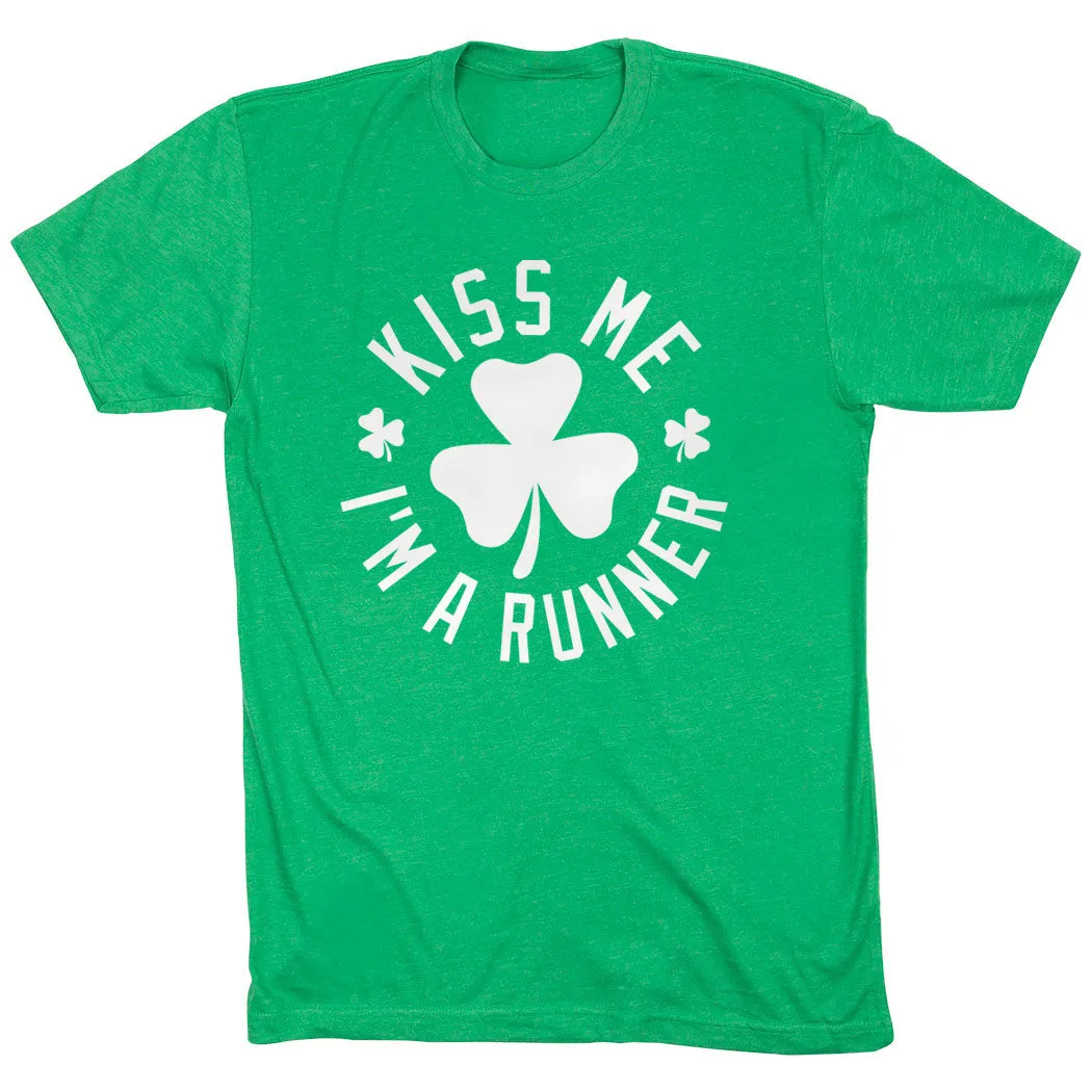 Running Short Sleeve T-Shirt - Kiss Me I am a Runner Shamrock Low carbon footprint