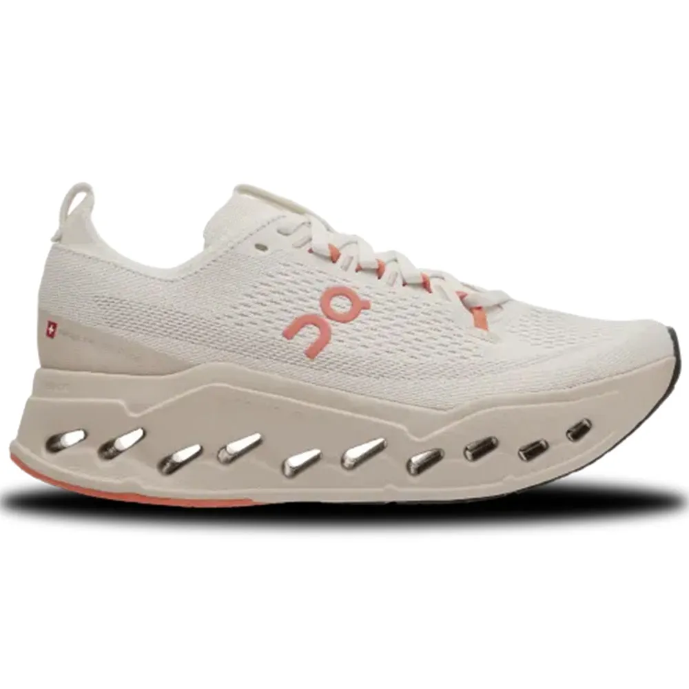 running in a plastic bridge area shoes Women's On Cloudsurfer Max