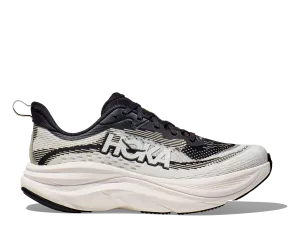 Women's Skyflow WIDE (BWHT - Black/White) Balanced Ride running gait