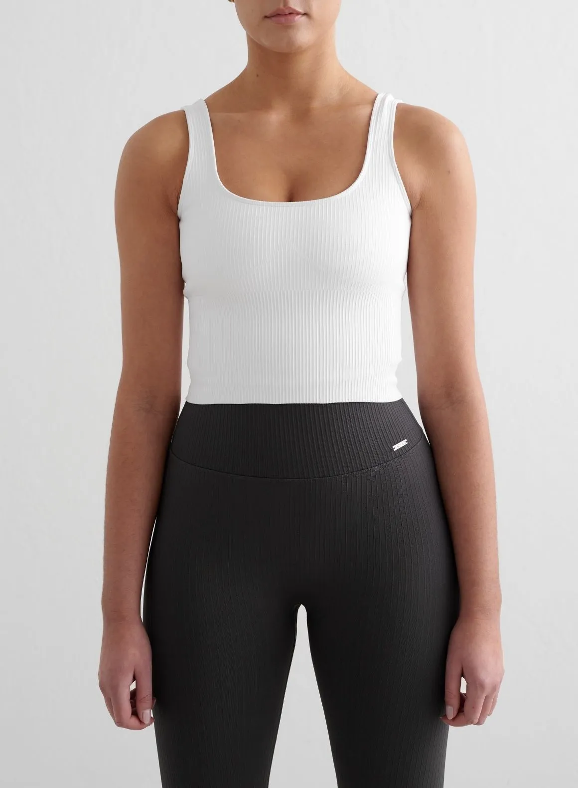 poor sealing White Ribbed Seamless Shaping Bralette