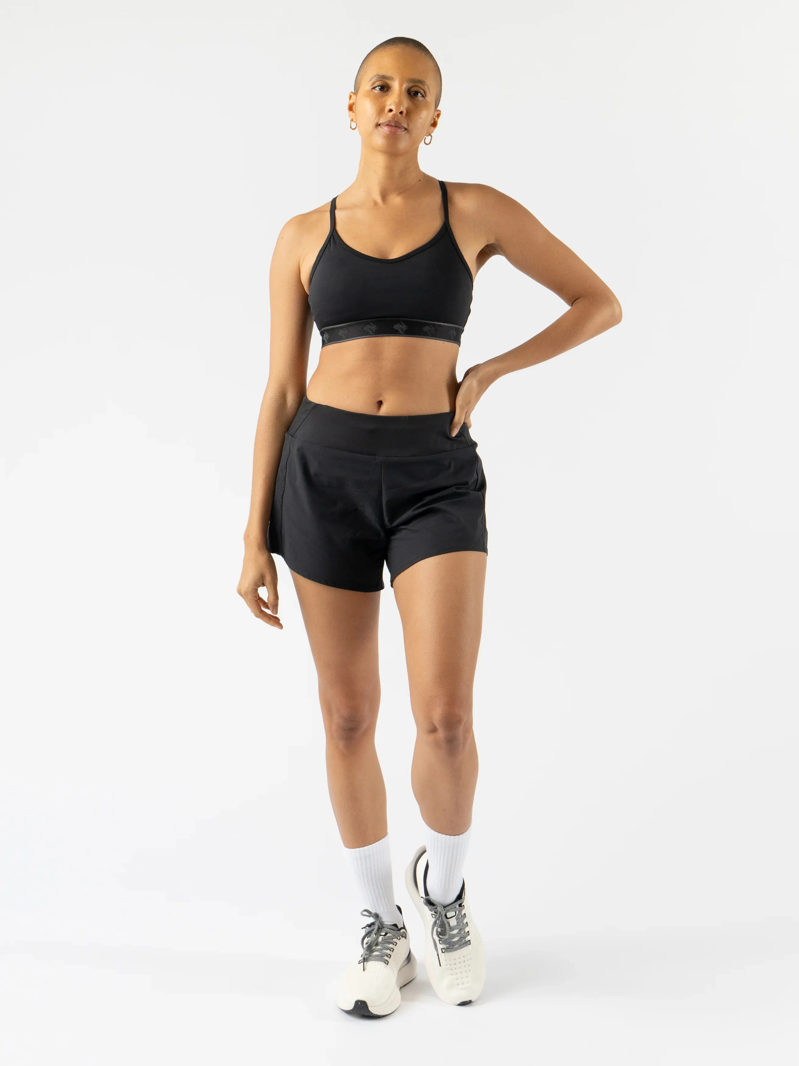 Women's Strappy Pocket Bra (Black) Non-Chafing Edge