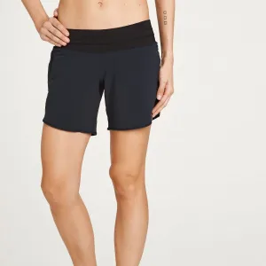 Compression Fit Oiselle | Long Roga Shorts | Women's | Black