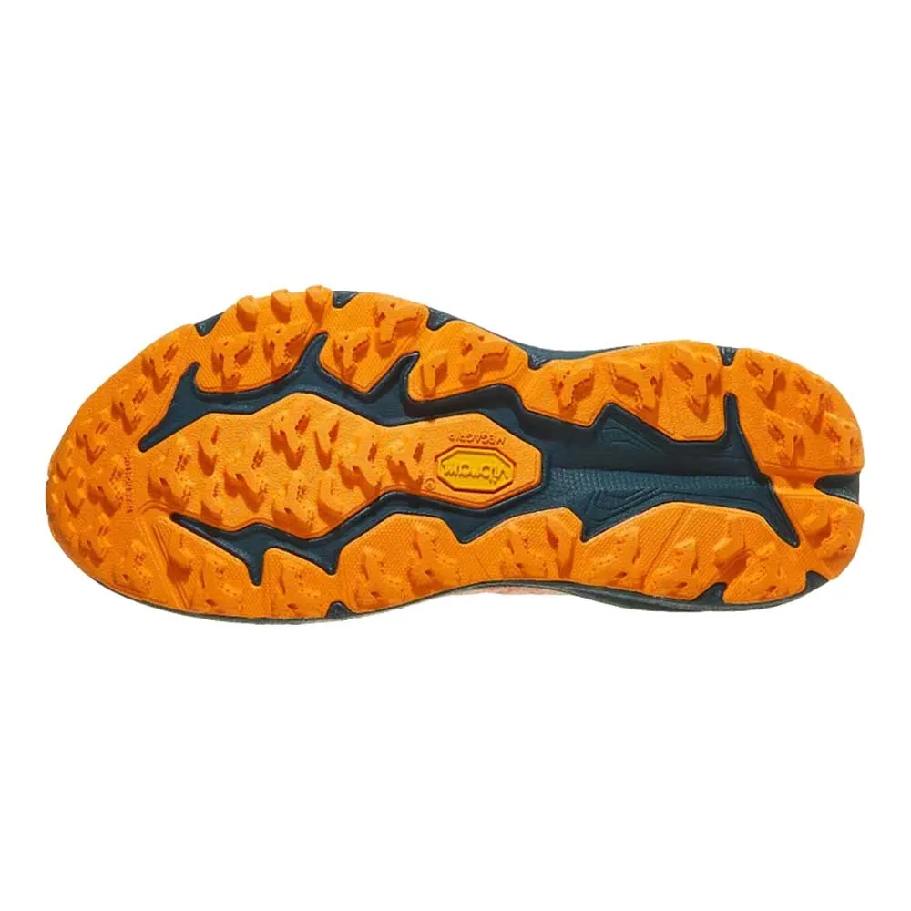 Torsional Stability Control Women's Speedgoat 6 Trail Running Shoe - Feldspar/Blue Twilight - Regular (D)