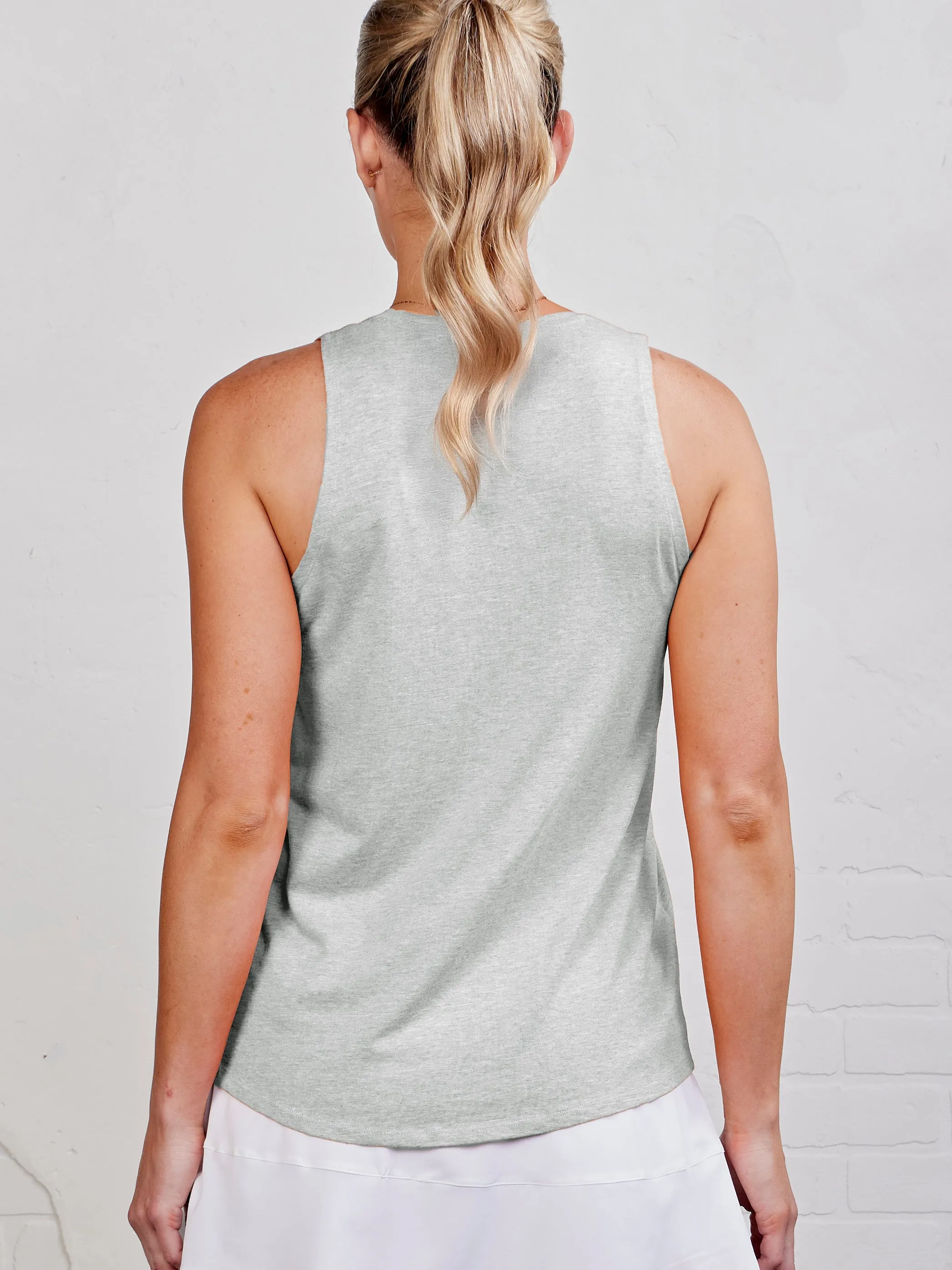 simple appearance NOLA Tank 2.0