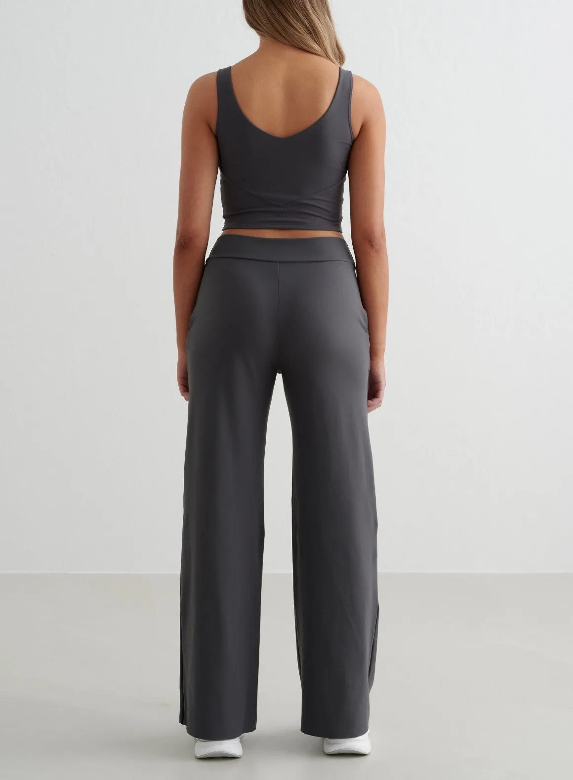 Dimension - appropriate Shadow Grey Sense Wide Pants & Bralette Set