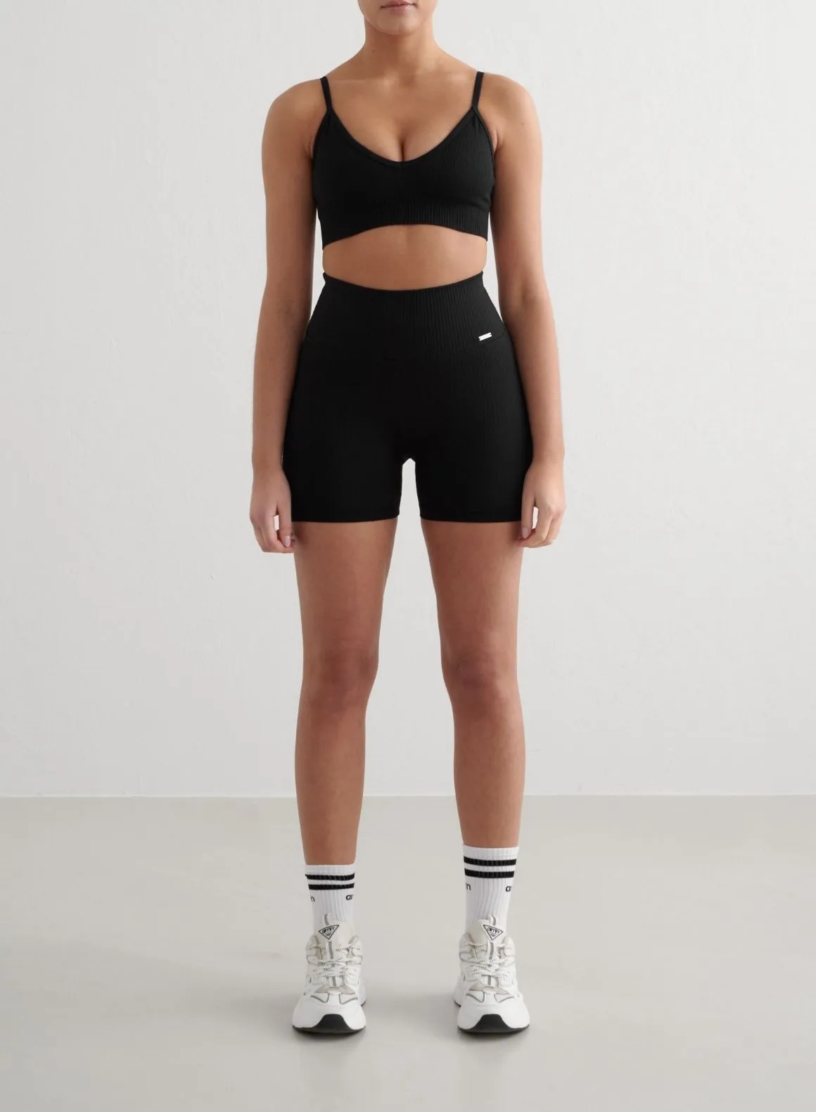 All-Day Material Black Ribbed Seamless Deep Cut Bra