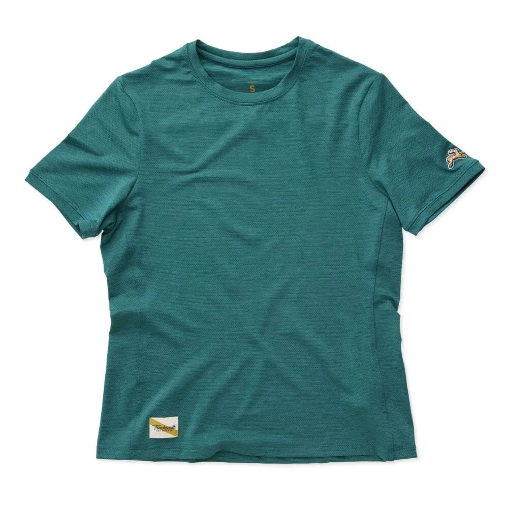 Tracksmith Women's Session Tee Simple Yet Elegant Functional Side Gussets