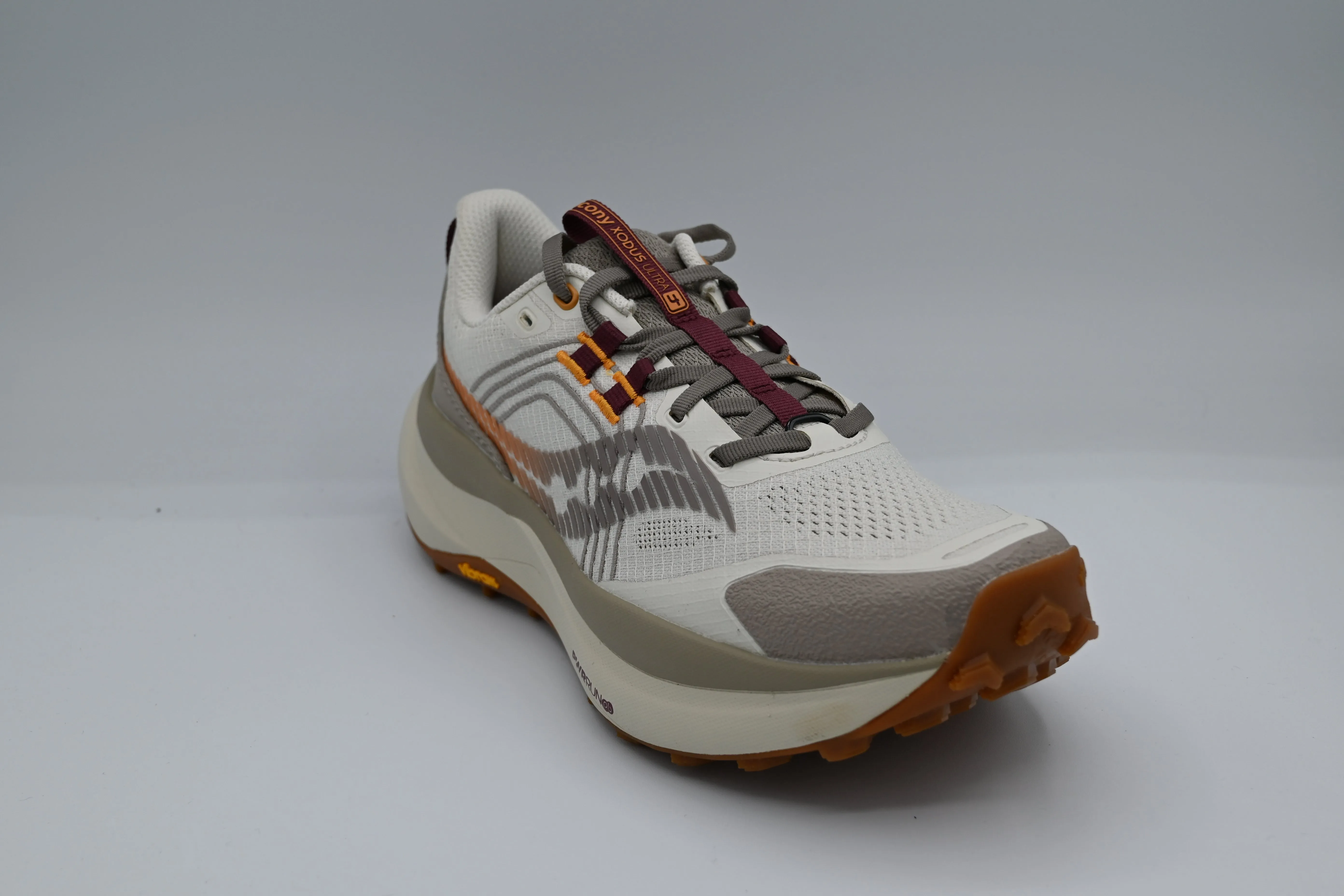 Stabilizing Heel Cup Debris Release Grooves Saucony Xodus Ultra 4 Women