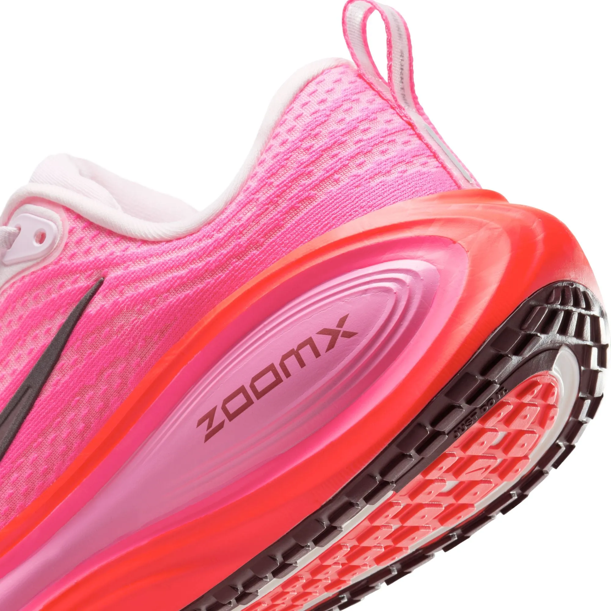 arid Women's Vomero Plus