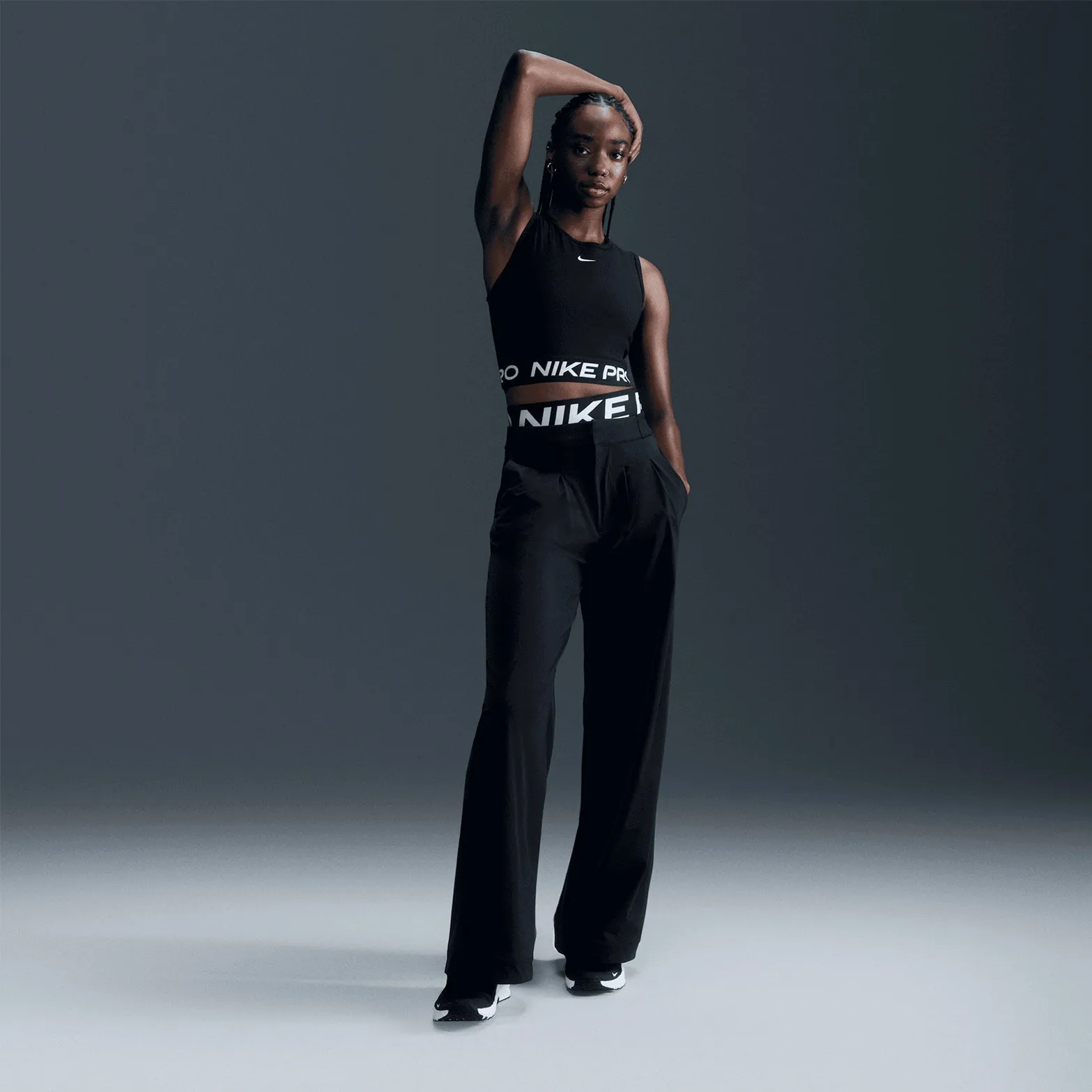 Layer Smooth Women's Pro Dri-FIT Cropped Tank Black / White