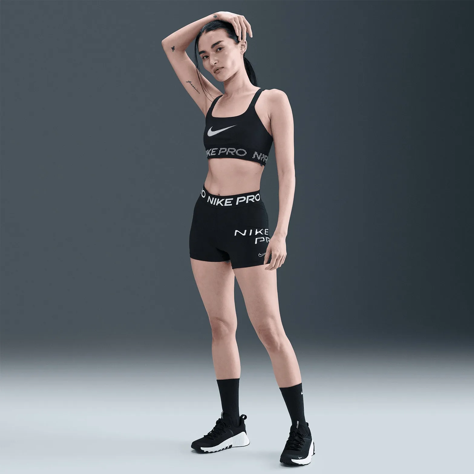 nylon Women's Light-Support Sports Bra Black / White