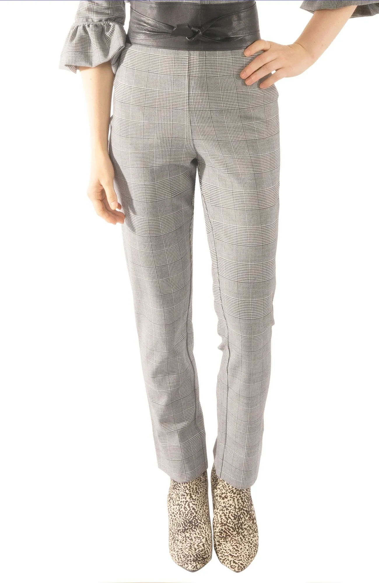 Comfort In Motion Flatlock stitching Gretchen Scott | GripeLess Pull On Pant | Women's | Black/White Wall Street