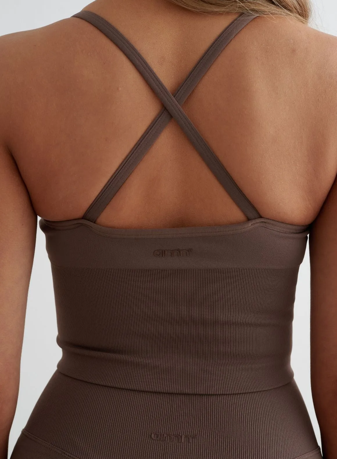 Non Chafing Design Stretch Fit Macchiato Shape Seamless Hotpants & Cross Back Bralette Set